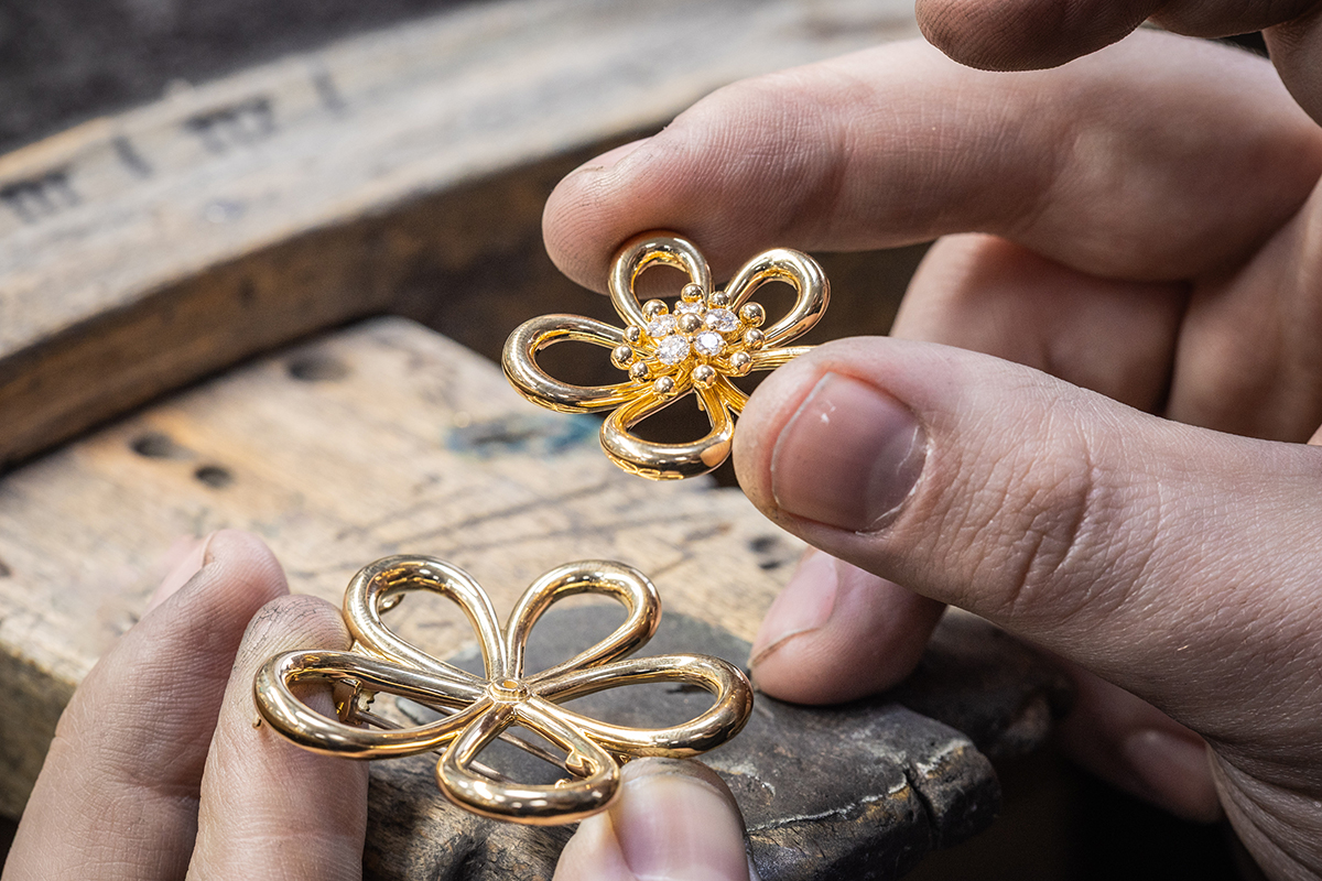 Van Cleef & Arpels Flowerlace