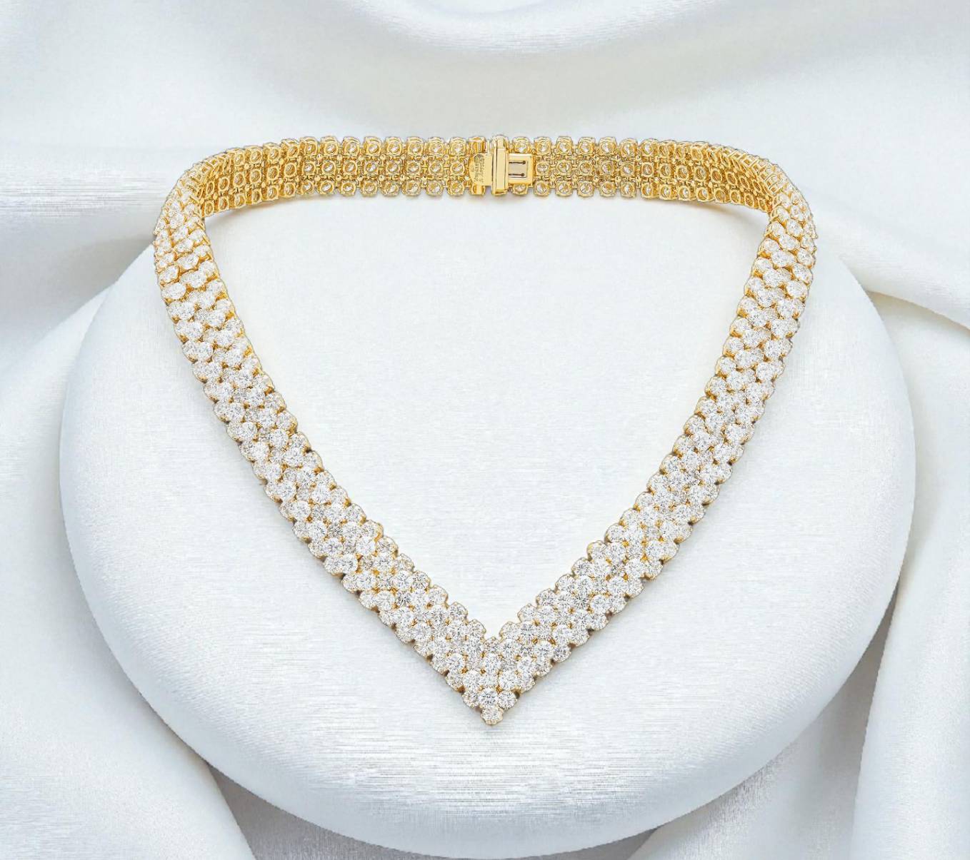 Van Cleef & Arpels Folie des Prés and À Cheval Collection