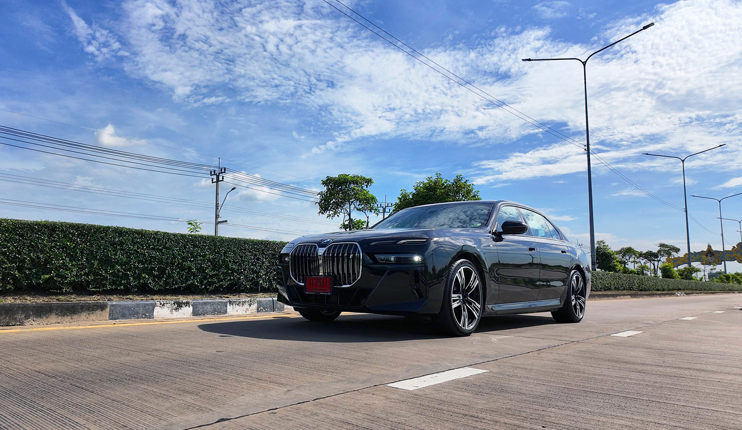 BMW ‘The i7 eDrive50 M Sport’