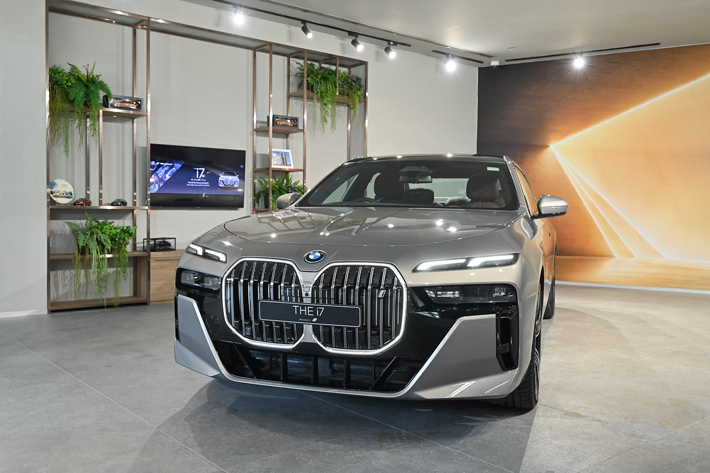 BMW ‘The i7 eDrive50 M Sport’