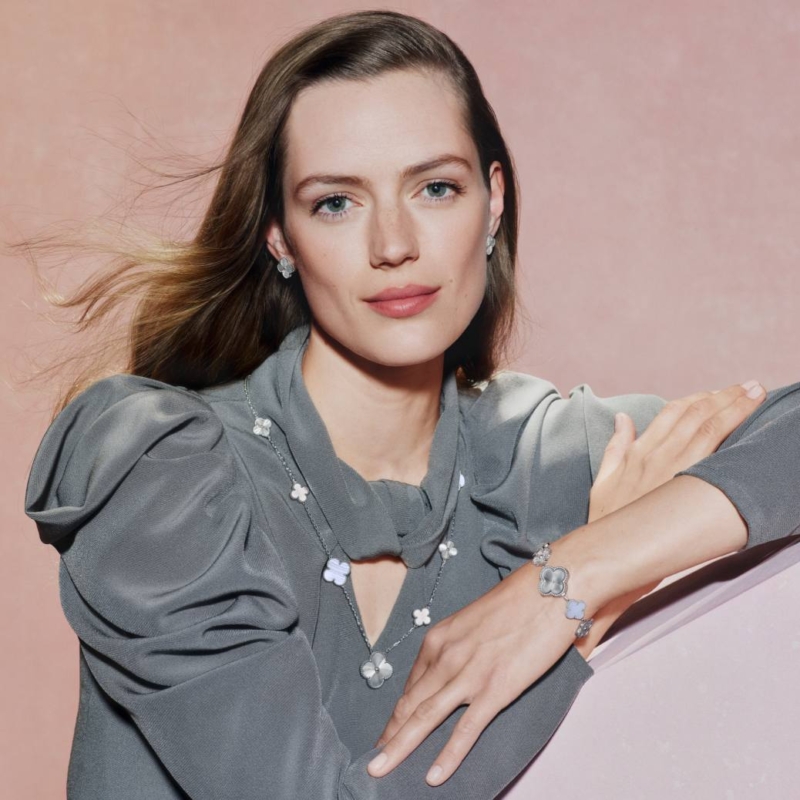 Van Cleef & Arpels Alhambra Delicate Metamorphoses