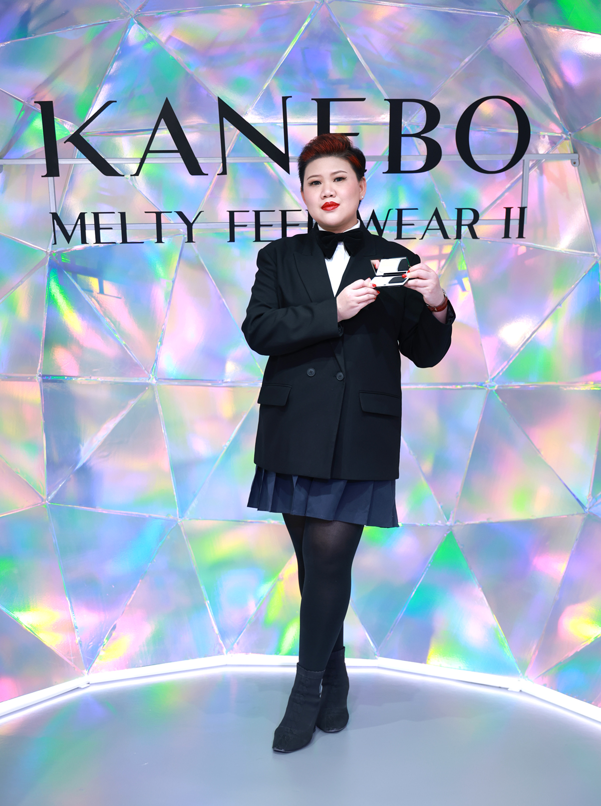 Kanebo First in the World: Launches Melty Feel Wear II in Thailand