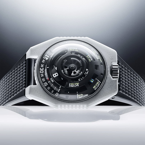 URWERK: The UR-100V LightSpeed Ceramic