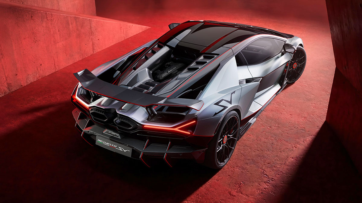 Lamborghini Revuelto SV