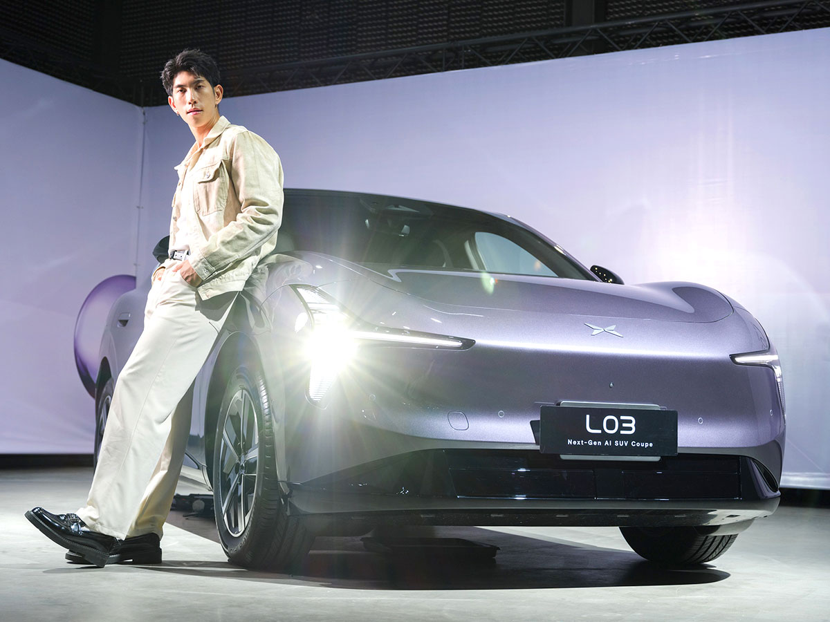 THE NEW L03’ Next-Gen AI SUV