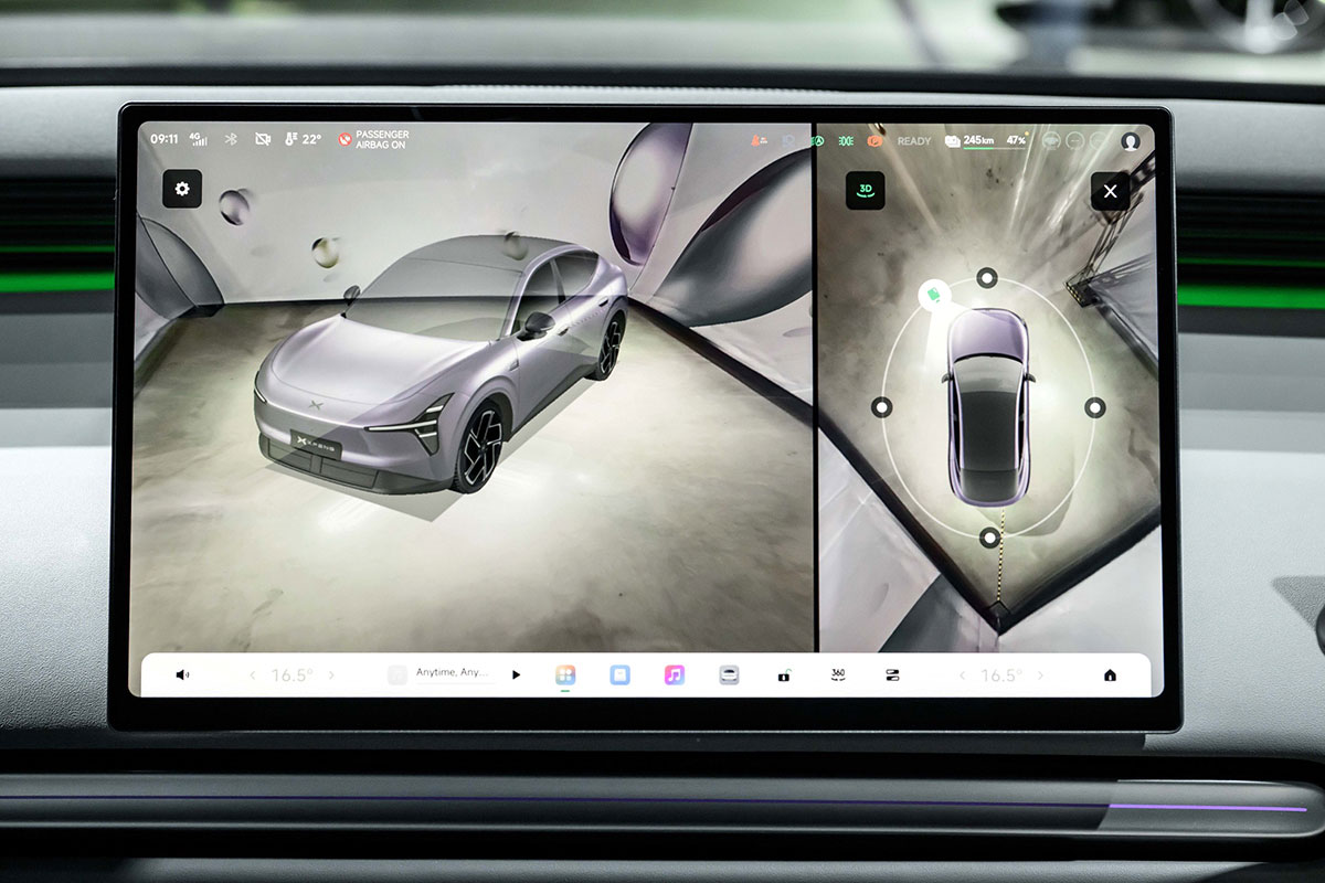 THE NEW L03’ Next-Gen AI SUV