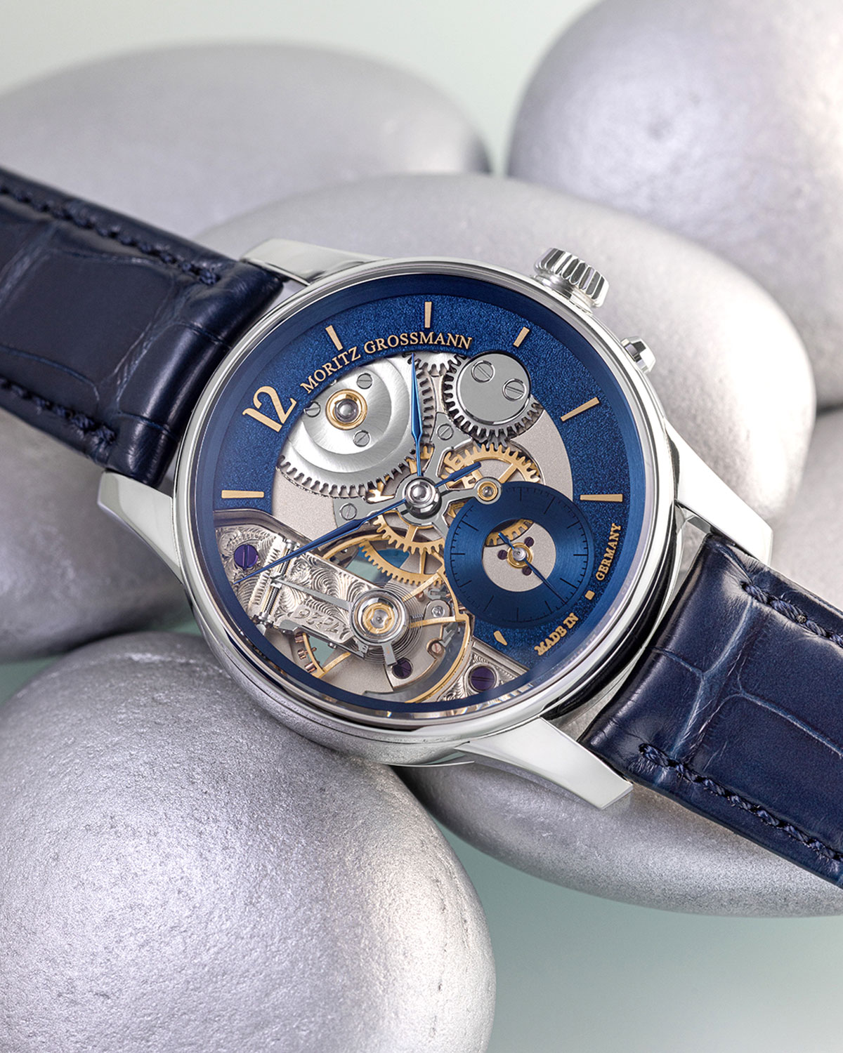 Moritz Grossmann BACKPAGE Tremblage